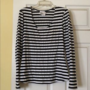 Vixen by Michelline Pitt Troublemaker top